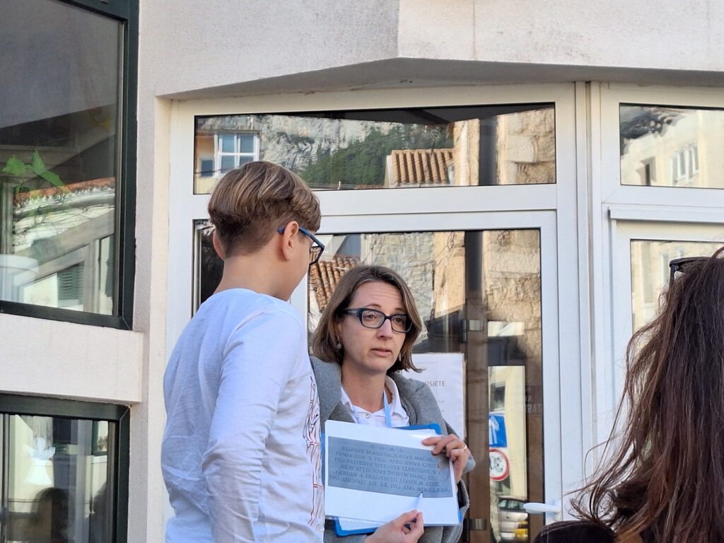 UPOZNAJ SVOJU ZEMLJU 18.1.2026.- Spomenici uklesani u kamen 5 - 1000065056 1